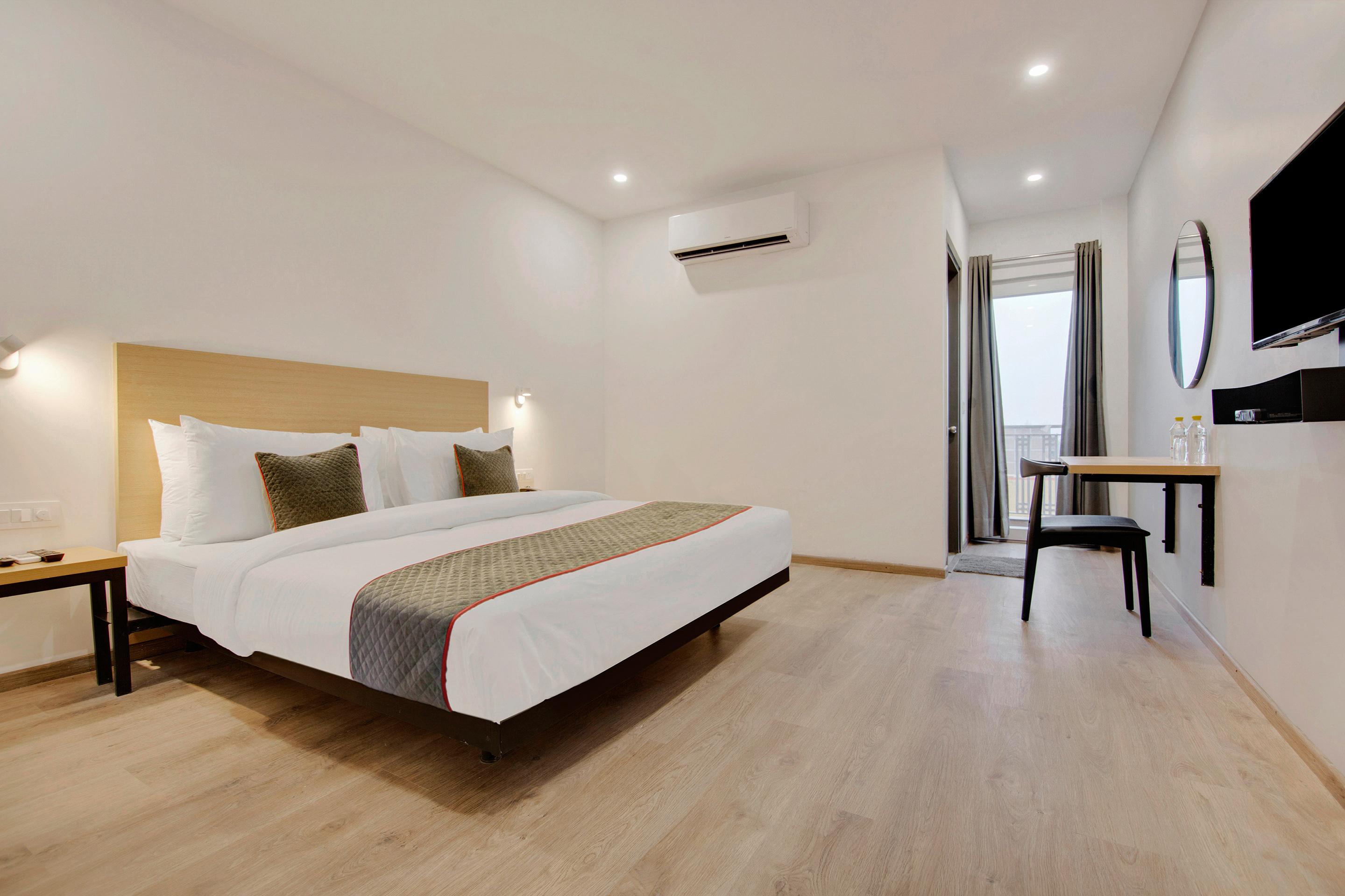 Townhouse Sector 49 Near Logix City Centre نويدا المظهر الخارجي الصورة