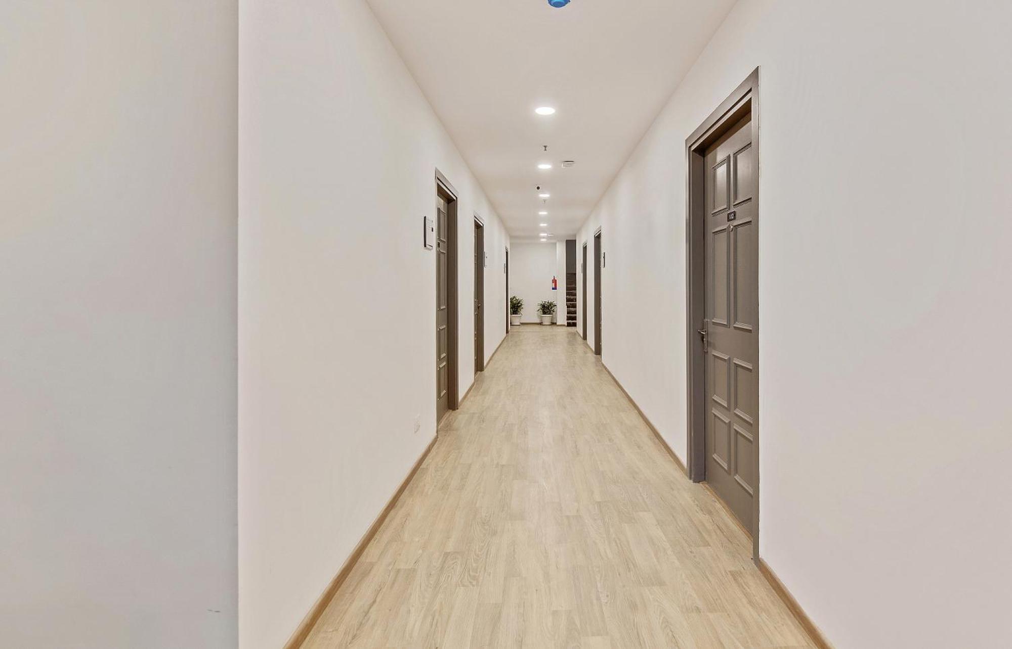 Townhouse Sector 49 Near Logix City Centre نويدا المظهر الخارجي الصورة