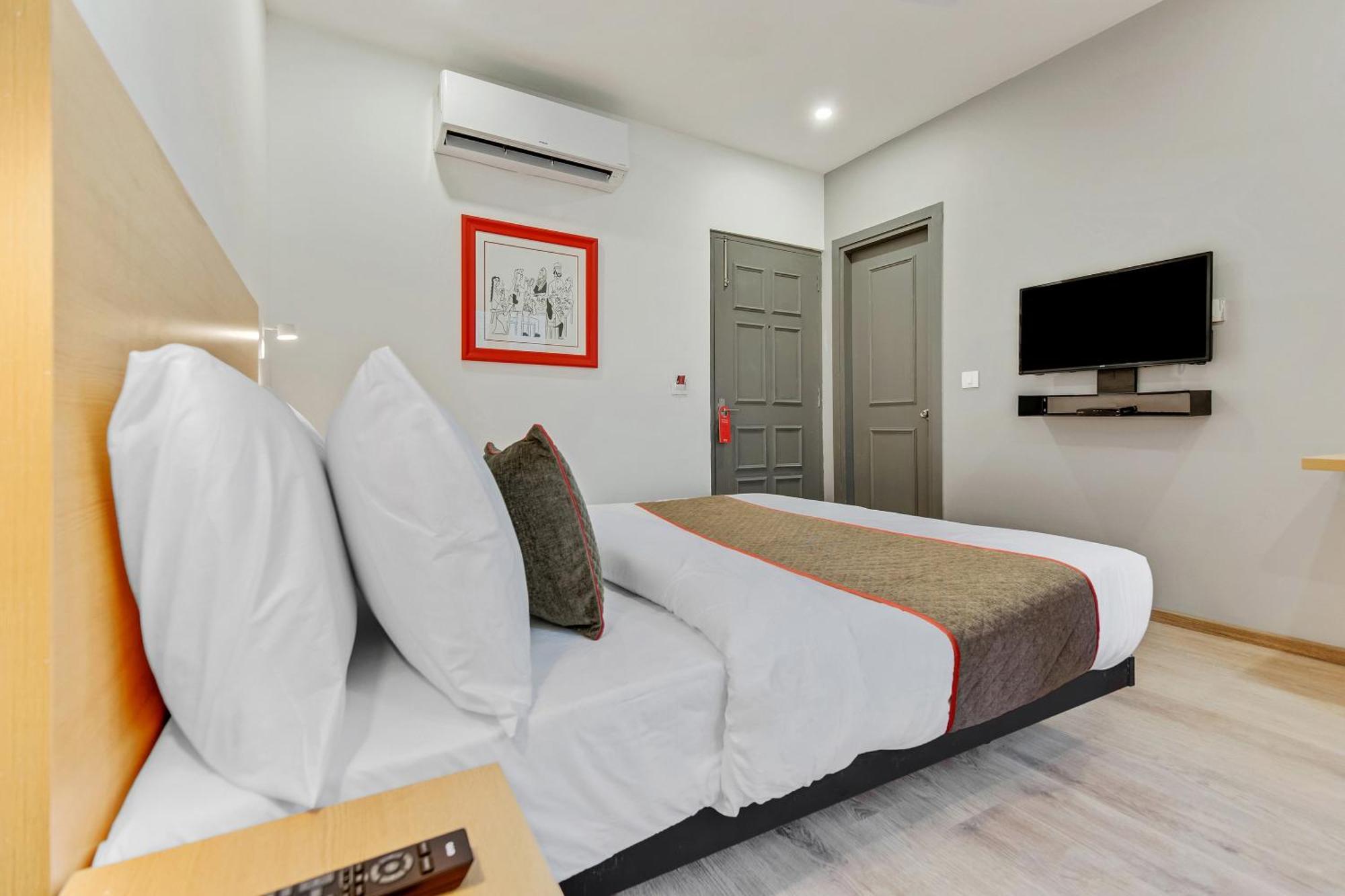 Townhouse Sector 49 Near Logix City Centre نويدا المظهر الخارجي الصورة